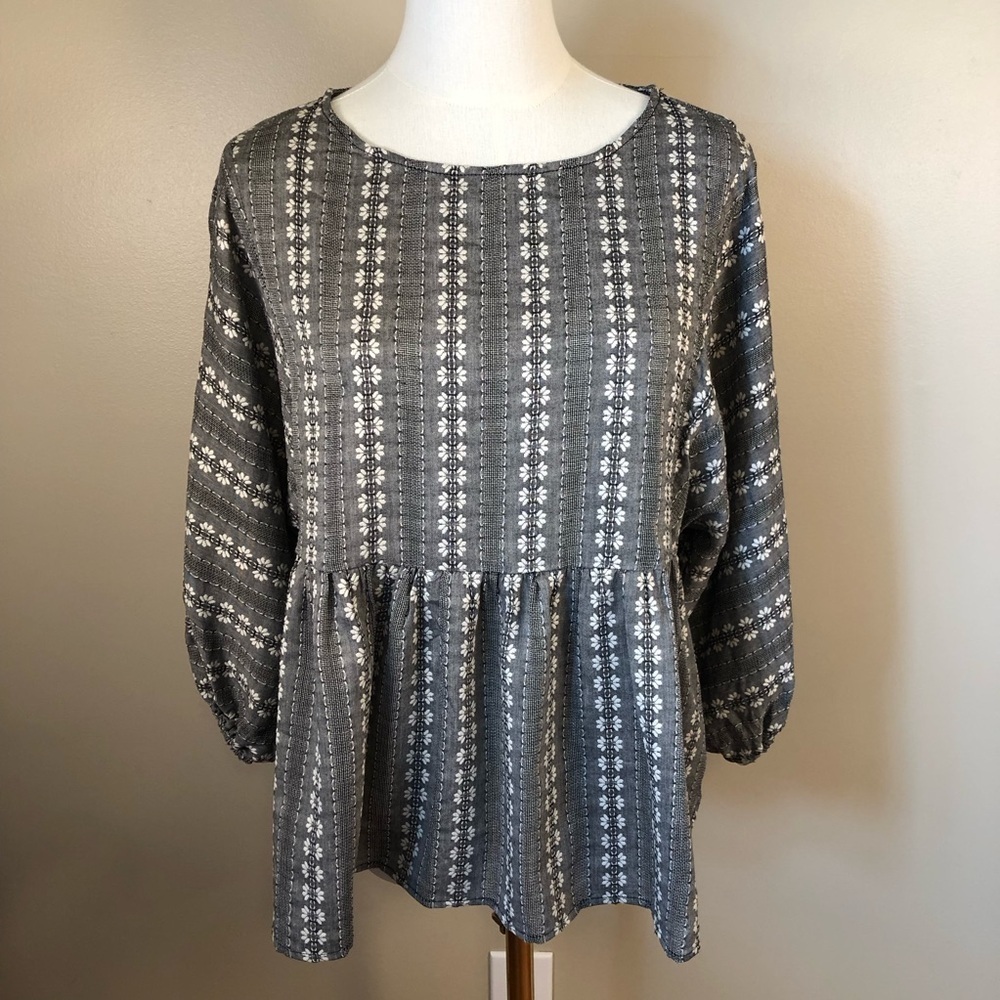 Melissa Paige Black & White Floral Print Balloon Sleeve Top Size S Petite